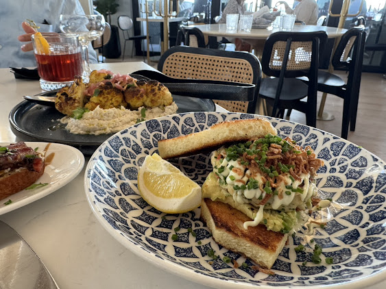 The Foxtail On The Lake Restaurant | Scenic Dining in Des Plaines, IL